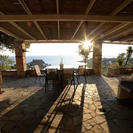 Vacation Homes Koundouros