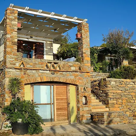 Vacation Homes *